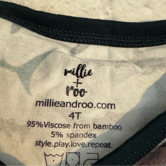 Millie + Roo Shark Pattern Bamboo Short Set - Picture 2 of 2